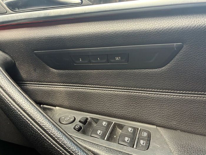 BMW 523i Luxury Line