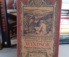 Ordnance Survey Contoured Road Map of Windsor. Sheet 114. Popular Edition. Scale: One Inch to to One Mile. Published 1928 (LP242)
