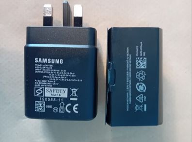 New Samsung Super fast charger 45W Plug and C type cable