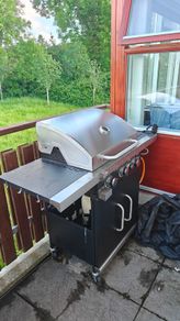 Gas BBQ - 3 Burner with Hob