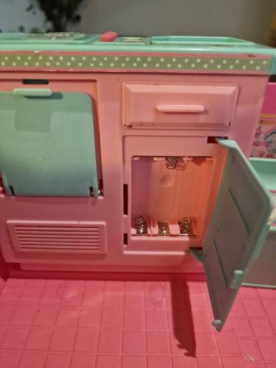 Vintage Barbie Camper Van