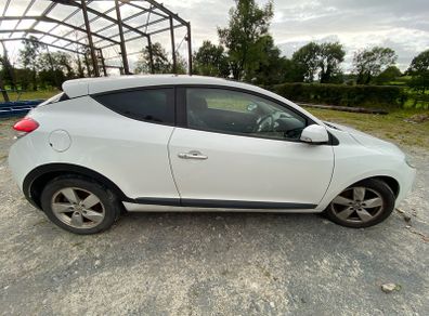 Renault Megane Breaking For Parts