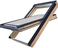 Fakro Z-Wave Rooflight 780 x 1180 with flashing