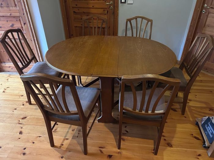 Teak Dining Table & 6 Chairs