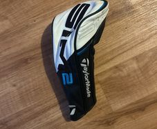 Sim 2 max driver head cover