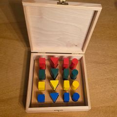 Wooden Montessori Geometric Shape Sorting Set - 16 Pieces with Sorting Board and Storage Box