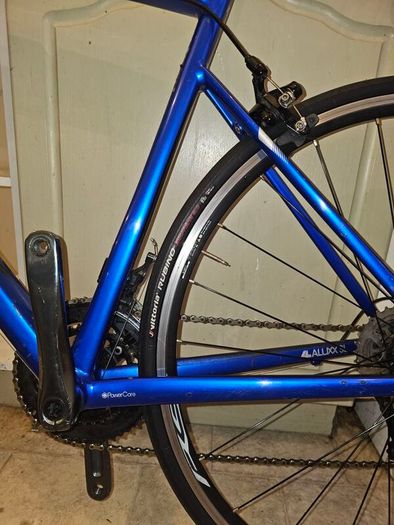 Giant Defy road bike