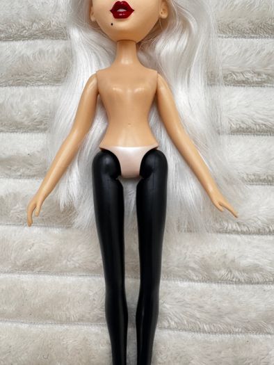 MGA Entertainment Bratzillaz Glam Gets Wicked Jade J'Adore Nude Doll Used Please see photos