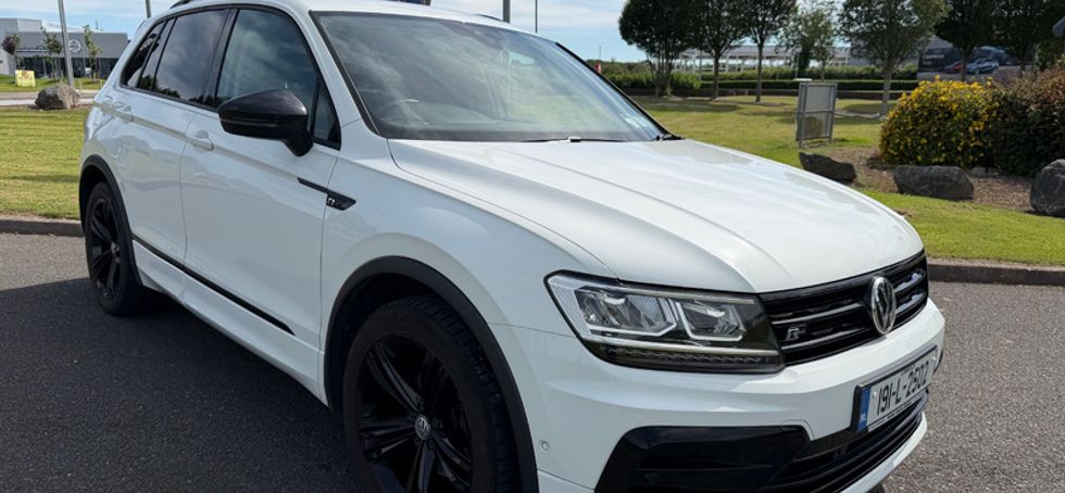 2019 Volkswagen Tiguan R-Line - Black Edition - Panoramic Sunroof