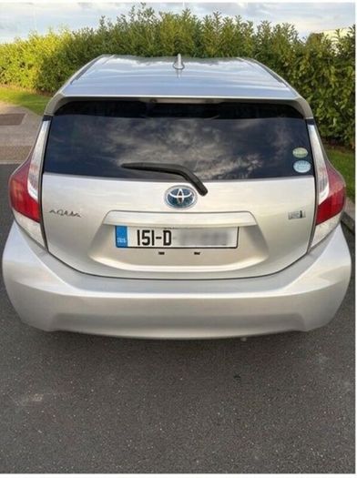2015 Toyota Aqua S 1.5 Hybrid Automatic | LOW KM