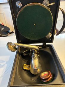 Original 1920s Decca Junior Portable Gramophone Set - Works With HMV Pad & Columbia Tin