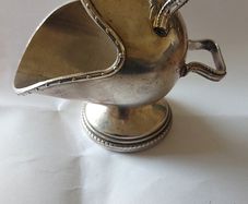 silver plated waterford ,made in Ireland,,sugar bowl scuttle,,missing scoop,,nice condition, sold as is ,,buyer collects or pays postage, collectors item
