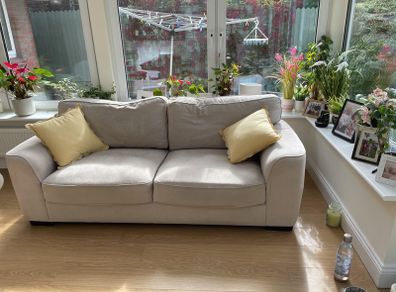 2/3 seater sofa