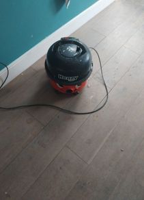 henry vacuum
