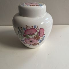 Reduced Pretty Wedgwood ginger jar