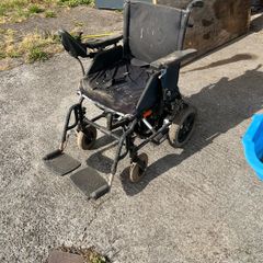 Electric wheelchair