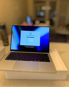MacBook Pro 14" 10 Core 1TB M1 Pro