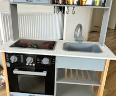 Play Kitchen