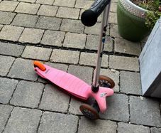 girls mini micro scooter and balance bike