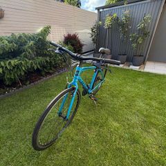 American sourced Giant Men's Bike Size M