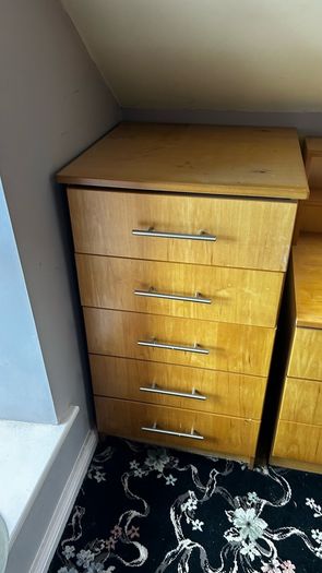 wardrobes , chest & full vanity
