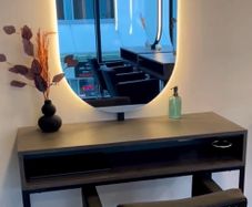 Hairdressing Dressing table with oval LED mirror