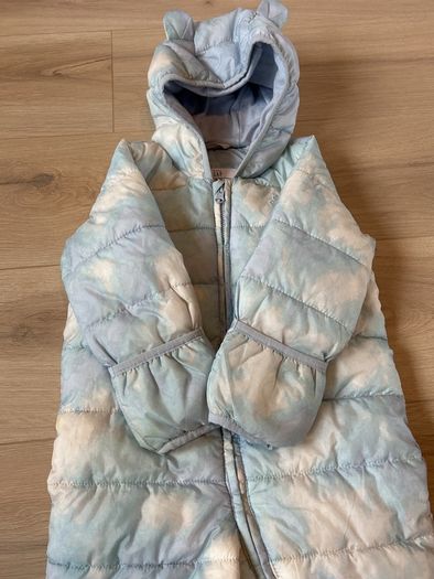 Baby GAP Snow Suit 18-24 months