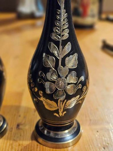 3 X Pairs Of Vases. Porcelain And Metal All In Good Condition. See Photos For Same.