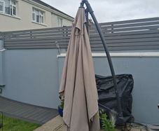 Cantilever Umbrella