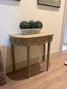 Console table