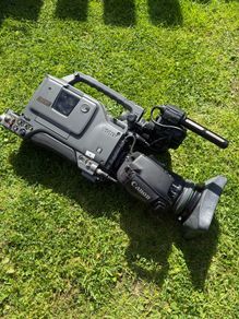 Vintage Sony DSR-390 pro camcorder