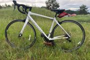 Cannondale Synapse Lightweight Road Bike