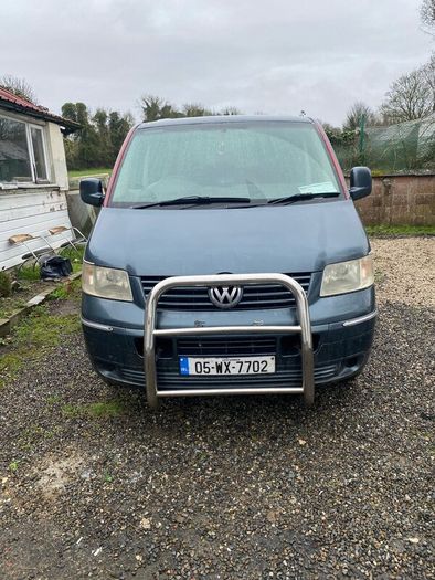 Car Volkswagen Transporter