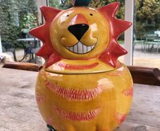 Vintage Rayware Lion & Mice Ceramic Cookie Jar