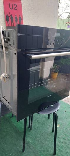electric oven