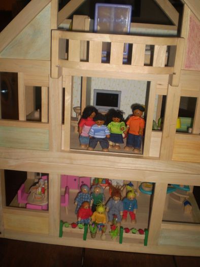 Doll's 3 storey Terrace House and accessories