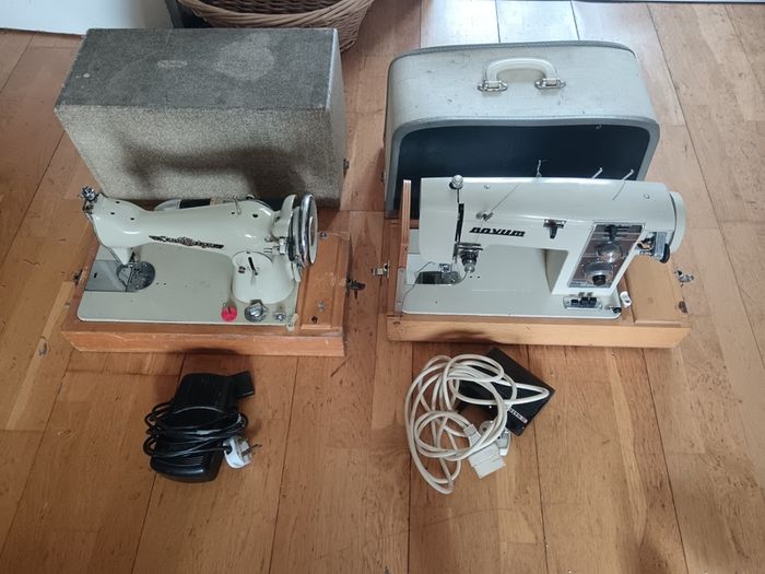2 Sewing Machine one does zigzag right side main photo the other in left straight only just need a. Puller.  Both working