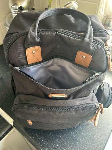 Dikaslon Changing Bag