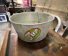 Vintage 7up ice bucket