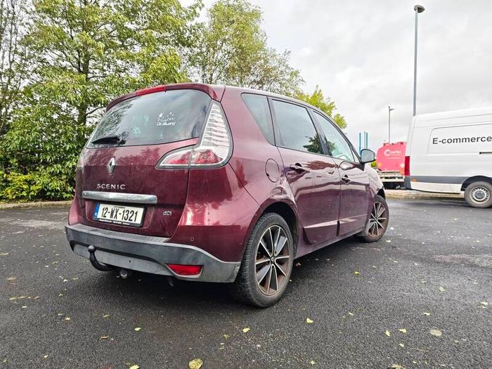 2012 Renault Scenic