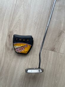 Odyssey White Hot Tour #7 putter
