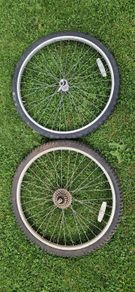 26" wheels (6 speed cassette)