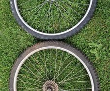 26" wheels (6 speed cassette)