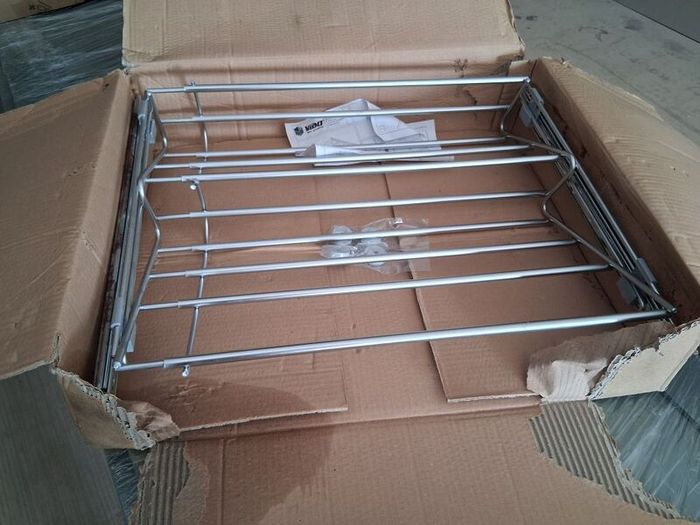 Pull out shoe rack