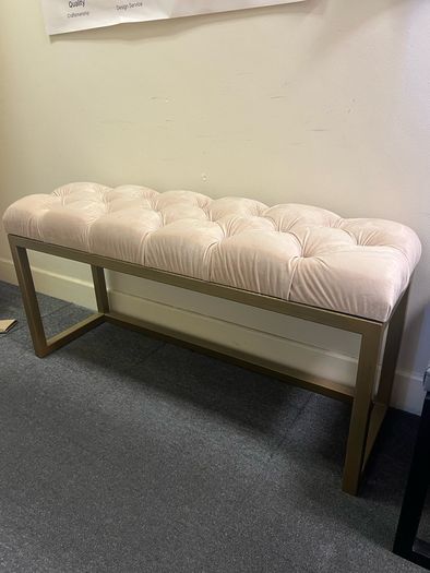 Metal frame velvet bench 100x30