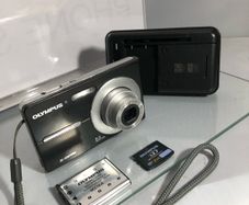 Olympus X-15 digital camera 2008 working perfectly