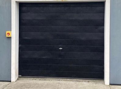 Reduced price! Garage Roller Door