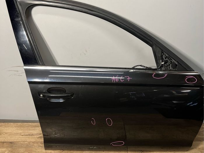 Audi A6 C7 4g 2012-2018 Saloon Offside Driver Side Front Right Door In Black Colour Lx7u
