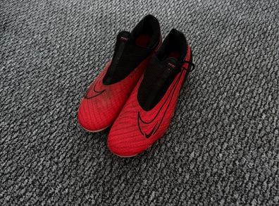 nike football boots