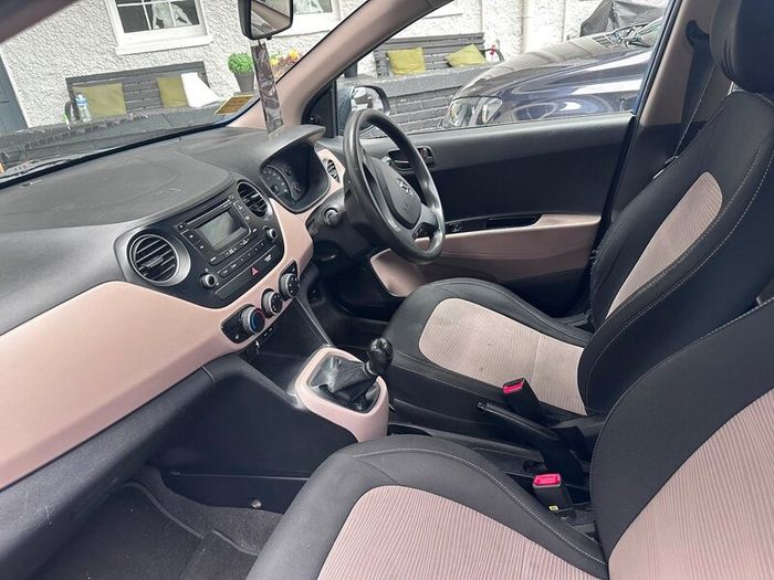 2016 Hyundai i10